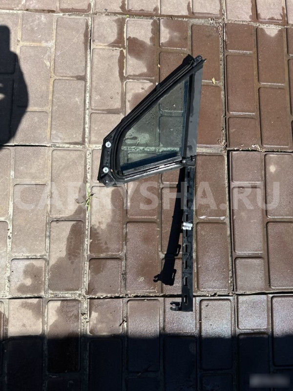 Форточка передней правой двери Citroen C4 b7 Citroen C4 оригинальный номер 9687379280