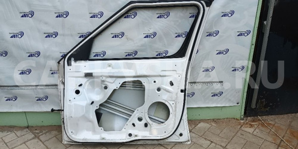 Дверь передняя правая Шкода Йети Skoda Yeti оригинальный номер 5L0831056