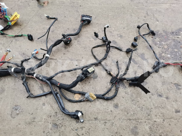 Проводка подкапотная Mercedes A W176 Mercedes-Benz A-klasse оригинальный номер A2465401106
