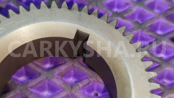 Шестерня коленвала Nissan Terrano WD21 TD27T Nissan Terrano оригинальный номер 1302143G01