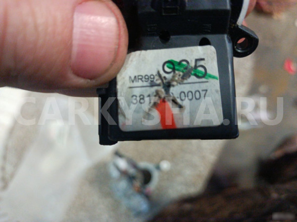 Контактная группа замка зажигания Митцубиси Л200 Mitsubishi i оригинальный номер MR992935
