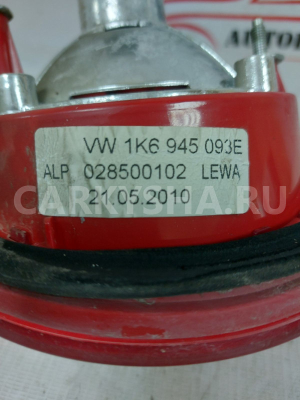 Фонарь задний внутренний левый Volkswagen Golf Mk5 Volkswagen Golf оригинальный номер 1K6945093E