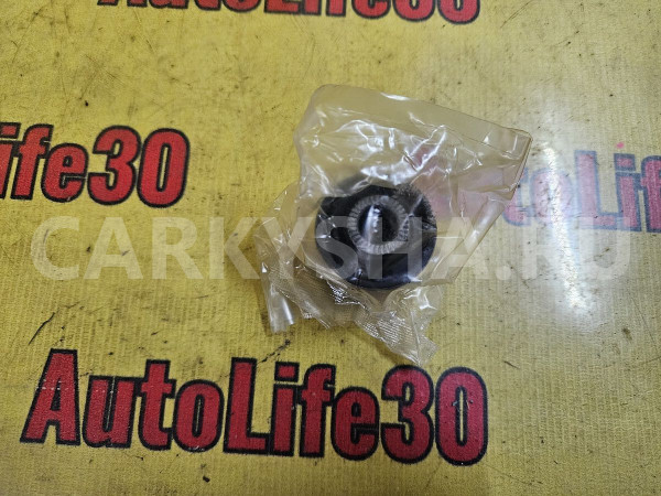 Сайлентблок заднего рычага Mitsubishi Carisma оригинальный номер 4113A062