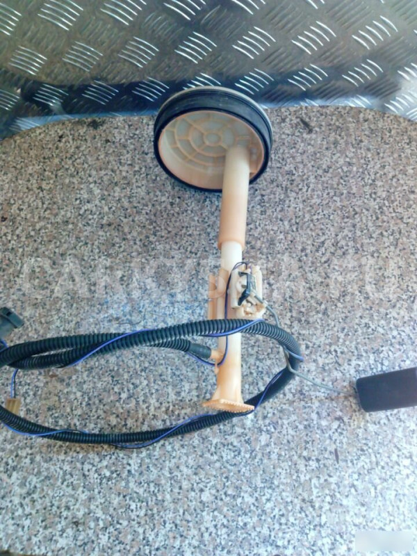 Насос топливный электрический для Nissan X-Trail Nissan X-Trail оригинальный номер 17040JG00A