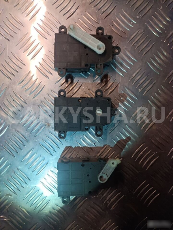 Моторчик заслонки отопителя для Опель Антара Opel Opel Antara оригинальный номер 4803908