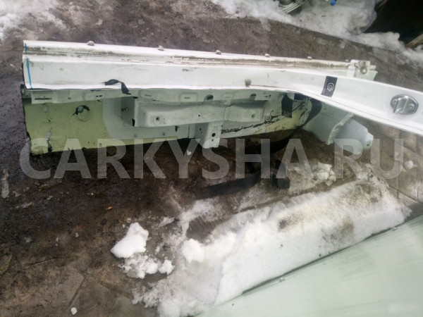 Порог правый со средней стойкой Skoda Yeti (2009 Skoda Yeti оригинальный номер 5L6809602C