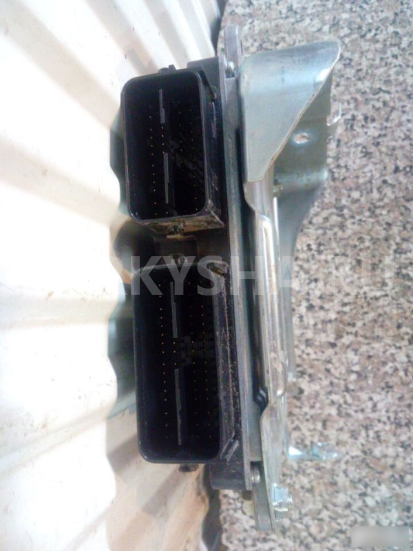 Блок управления двигателем Митцубиси Асх Mitsubish Mitsubishi ASX оригинальный номер 1860B621