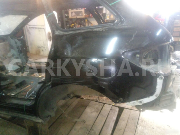 Крыло заднее Mazda CX-7 Mazda 2 оригинальный номер E22170100B