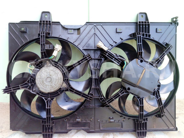 Вентилятор радиатора Ниссан икс трэил T31 Nissan X-Trail оригинальный номер 21483JG30A