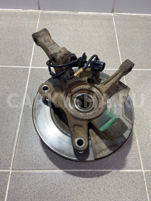 кулак передний правый Chevrolet Aveo T250 B12S1 Chevrolet Aveo 