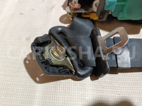 Ремень безопасности передний правый Hyundai Coupe оригинальный номер 888202C001LK