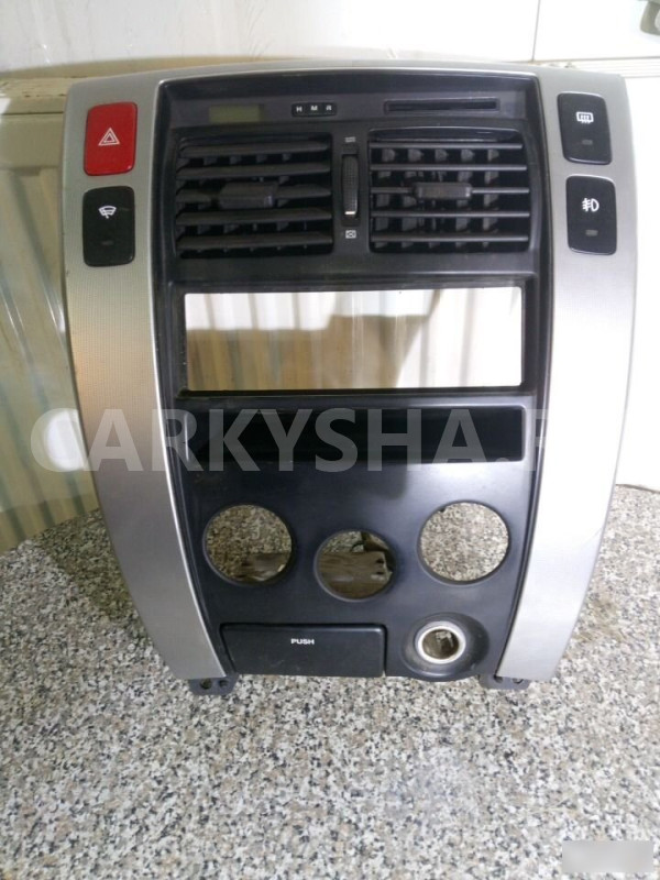 Накладка торпеды Hyundai Tucson Хендай Туксон Hyundai Tucson оригинальный номер 847612E511X9