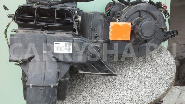 Корпус отопителя Skoda Fabia 2007-2015 Skoda Fabia оригинальный номер 6Q1819351A