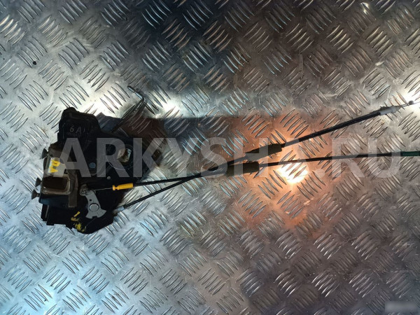 Замок двери передний левый Тойота Королла 150 Toyota Prius оригинальный номер 6904006180