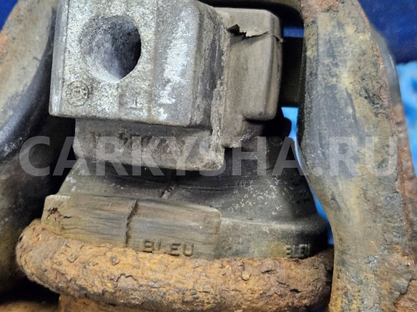 Подушка двигателя передняя правая Nissan Micra K12 Nissan Micra оригинальный номер 11210-AX60A