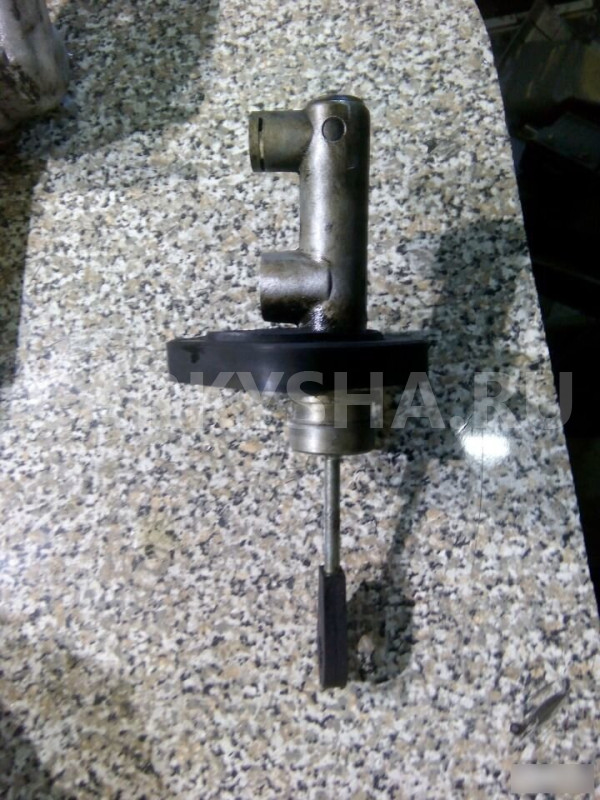 Главный цилиндр сцепления Хундай Hyundai Tucson Hyundai Tucson оригинальный номер 4161017920