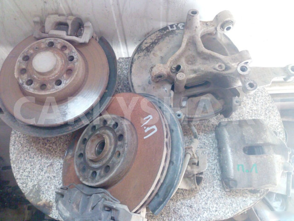 Кулак поворотный Фольксваген Джетта 6 VW Jetta Volkswagen Jetta оригинальный номер 5C0505435B 5C0505436B