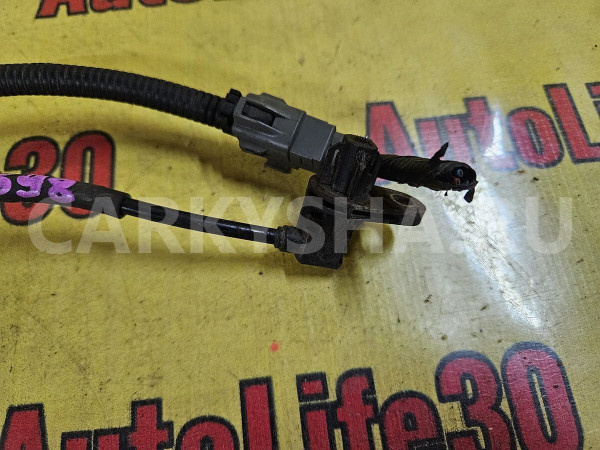 Сайлентблок задний Hyundai Sonata оригинальный номер 552563R000