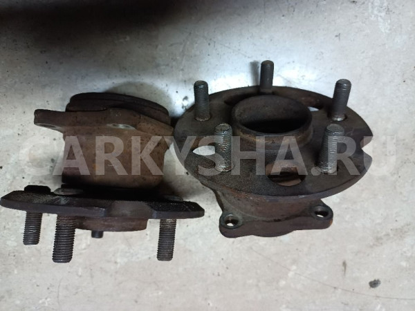 Ступица задняя  ТойотаToyota RAV4 (XA20) 2000-2005 Toyota RAV 4 оригинальный номер 4241042020