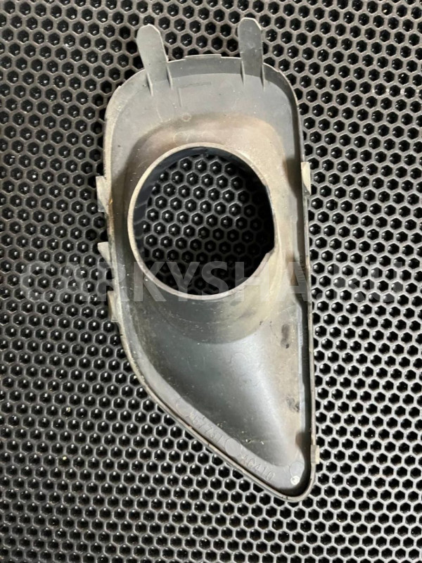 Накладка переднего бампера Subaru Legacy BP Subaru Legacy оригинальный номер 57731AG011TE