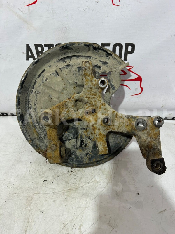 Кулак задний левый Volkswagen Golf Plus Volkswagen Golf оригинальный номер 1K0505435AB