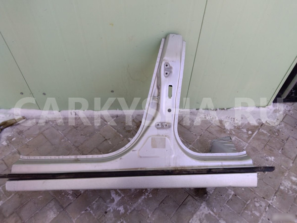 Пoрог сo сpeдней стойкой Chеvrolеt Сruzе левый Chevrolet Cruze оригинальный номер 95218139